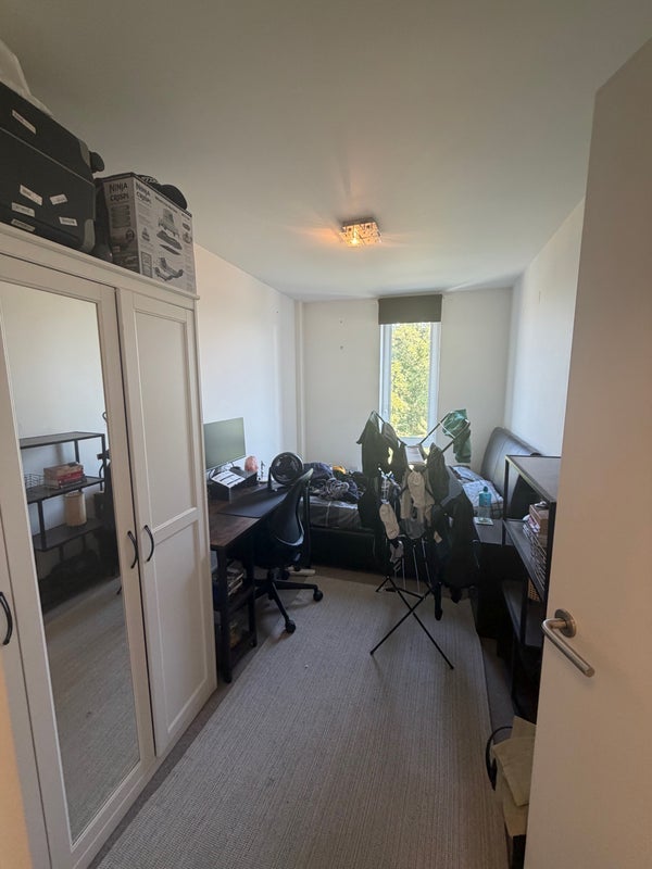 Room Duckett Street in Greater London