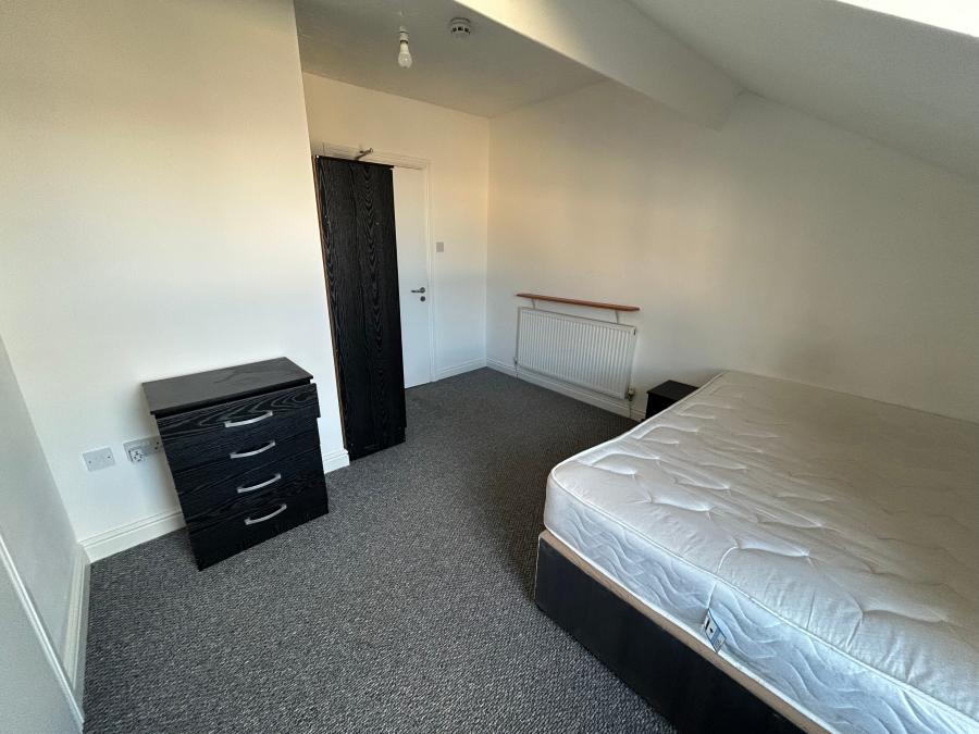 Room Broadway in Lancaster