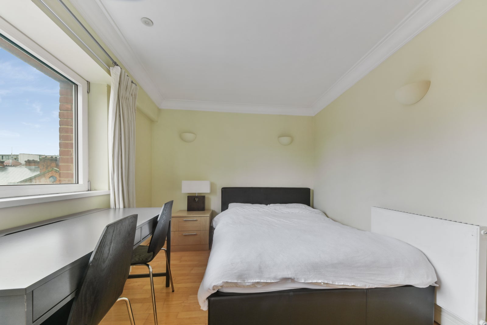 Flat Martlett Court in City of Westminster