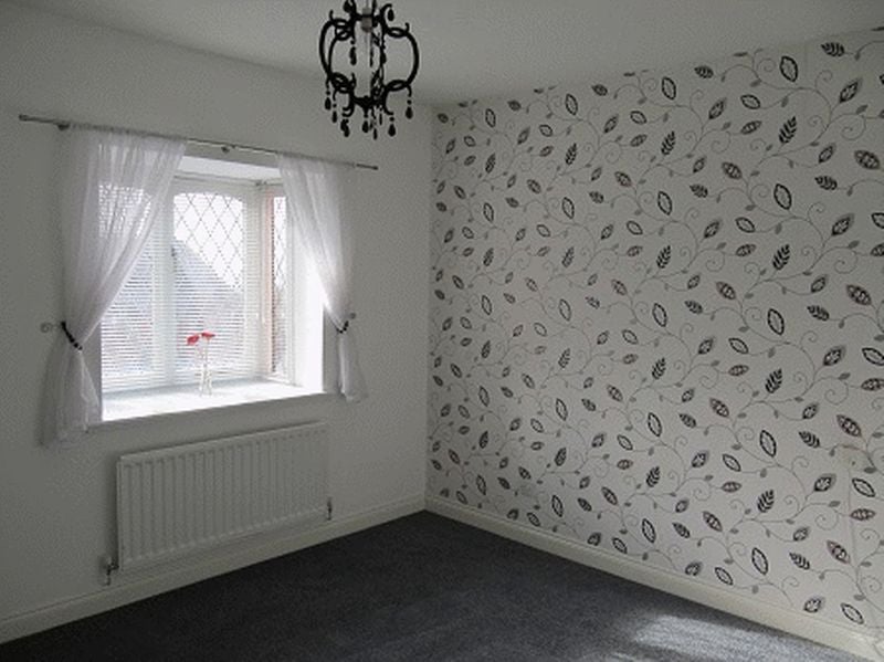 House Gideons Close in Coseley