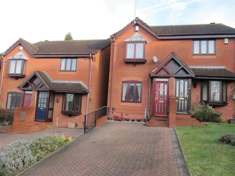 House Gideons Close in Coseley