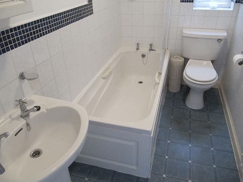 House Gideons Close in Coseley