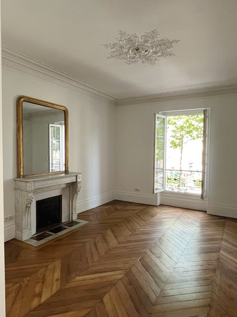 Flat Avenue Achille Peretti in Neuilly-sur-Seine