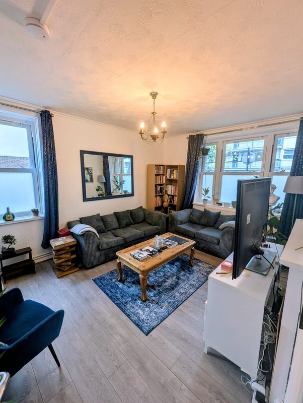 Room Turin Street in Greater London