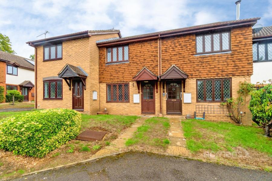House Brunel Close in Winchester