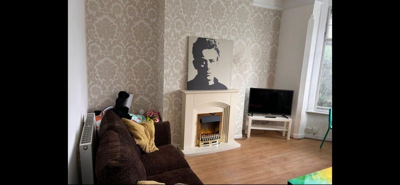 Room Manchester Road in Tameside