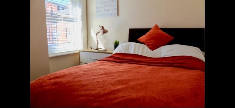 Room Manchester Road in Tameside