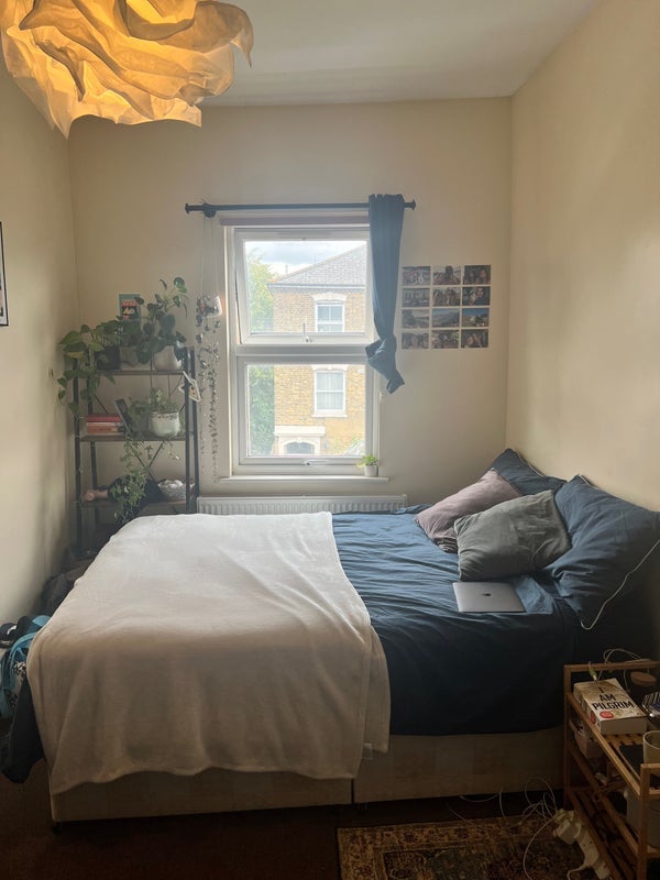 Room Stroud Green Road in Greater London