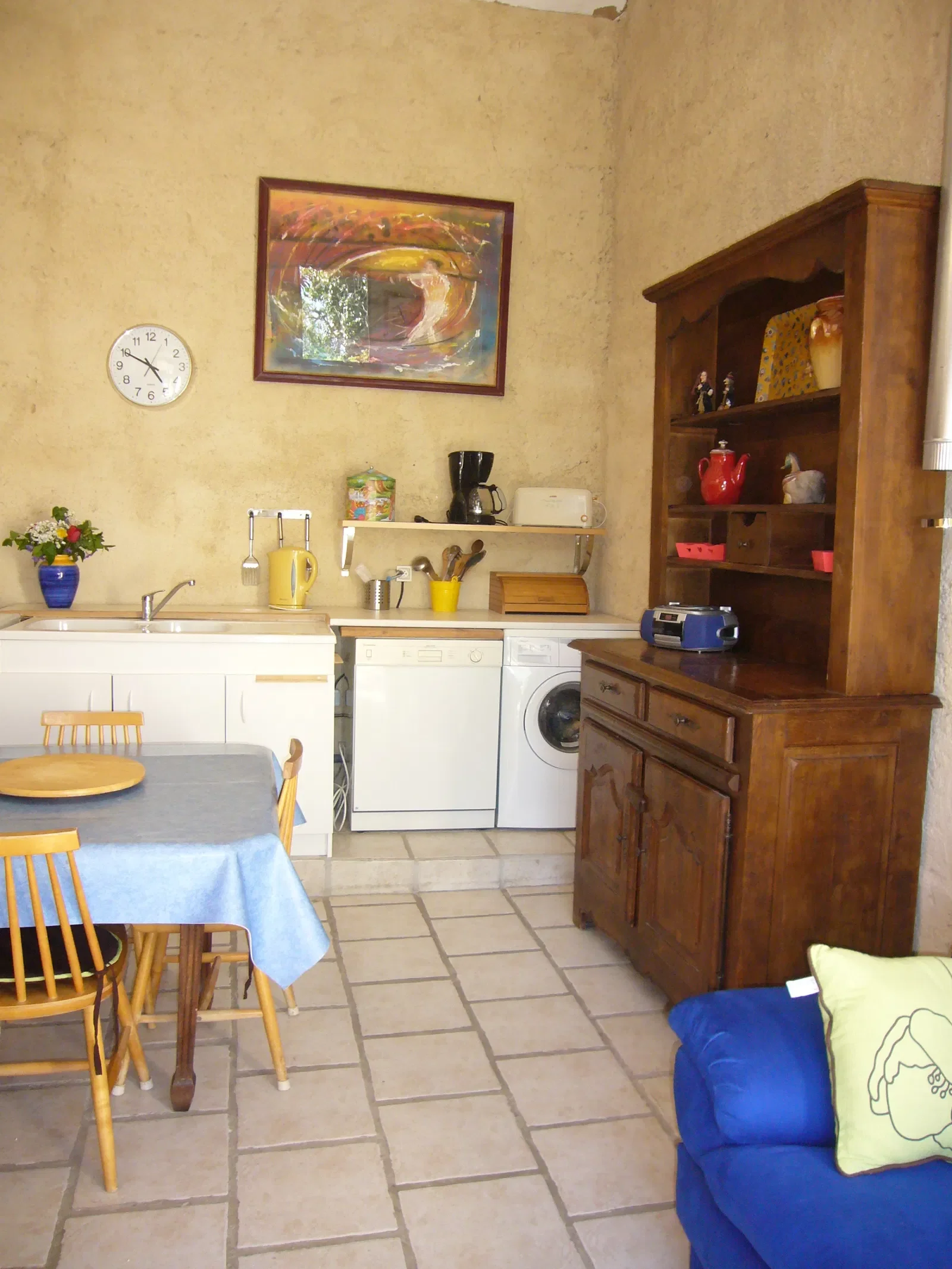 Room Route de Sainte-Cécile in Sérignan-du-Comtat