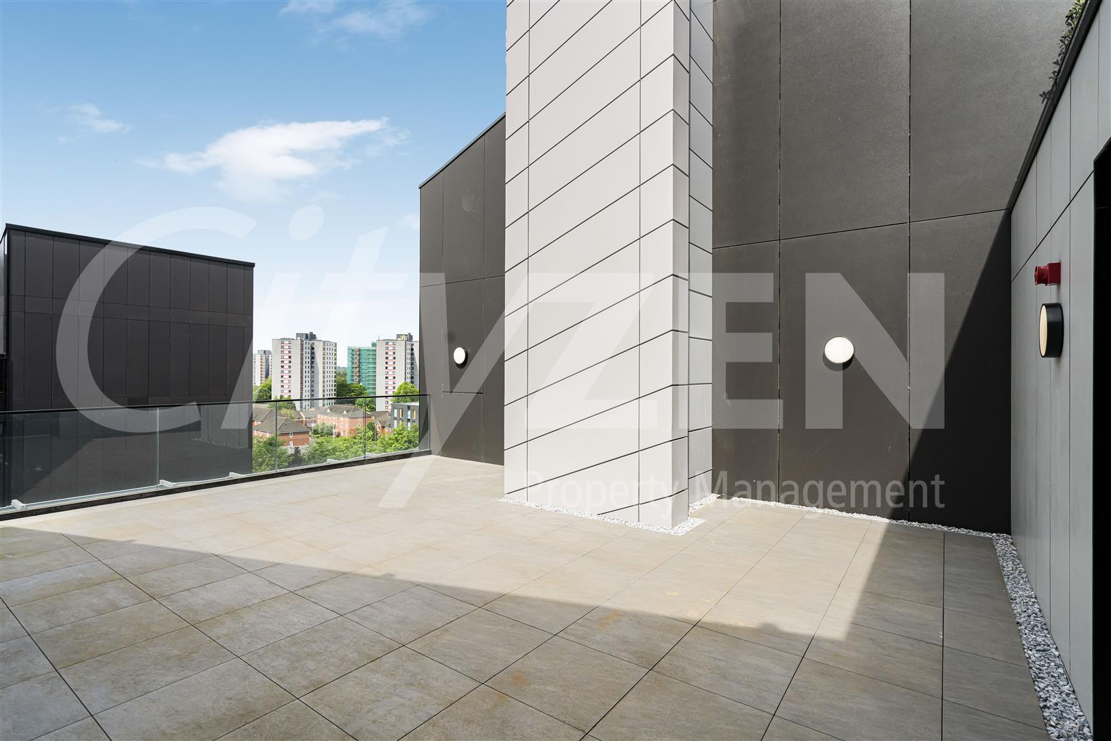 Flat Ordsall Lane in Salford