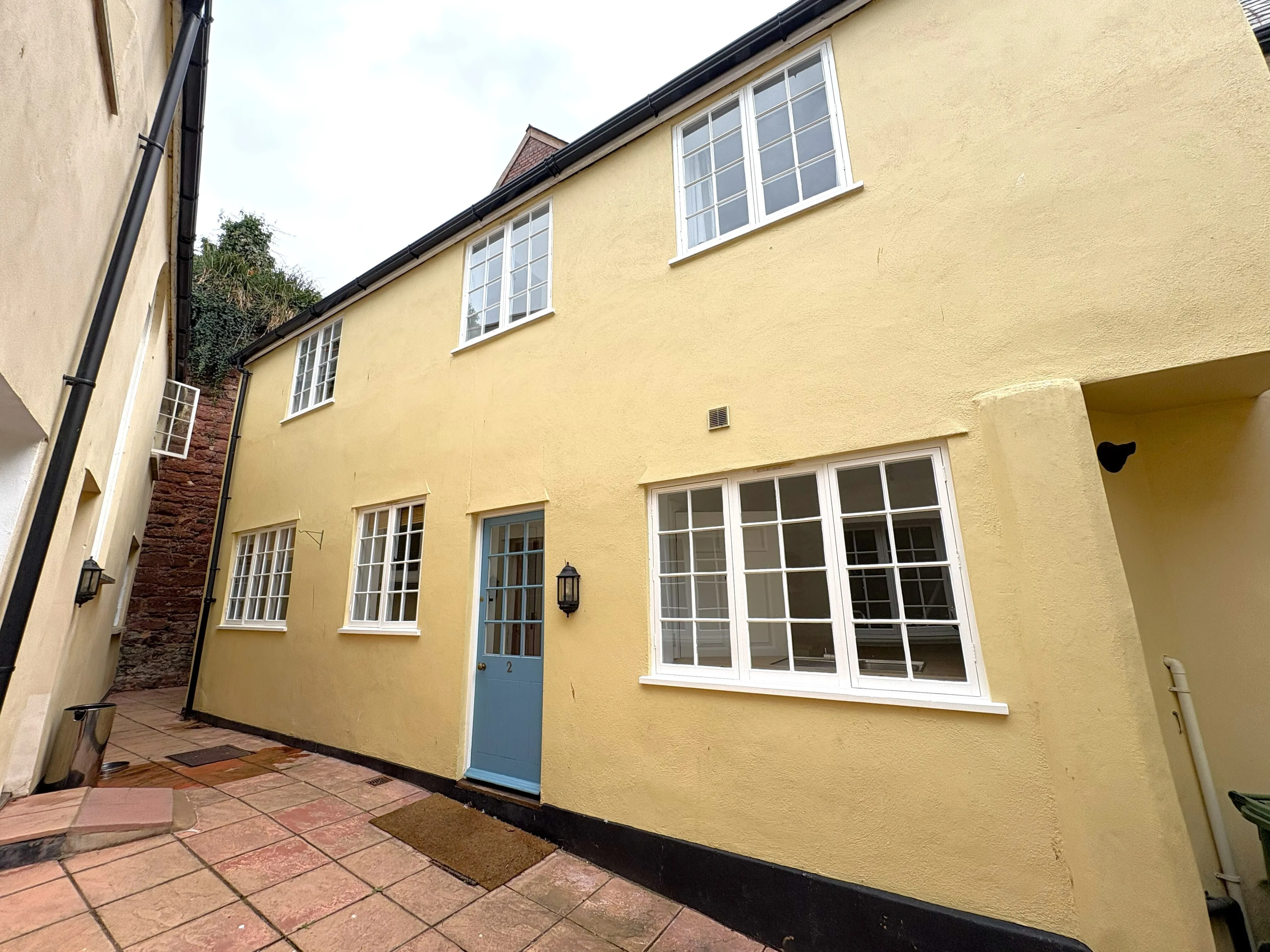 House West Street in Exeter