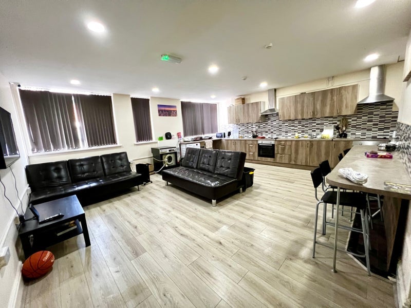 Room Pershore Road in Birmingham