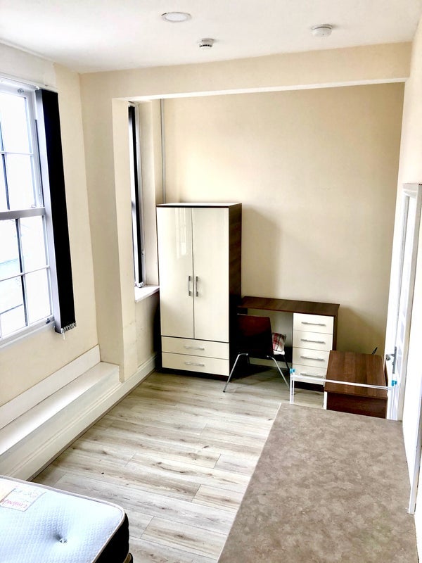 Room Pershore Road in Birmingham