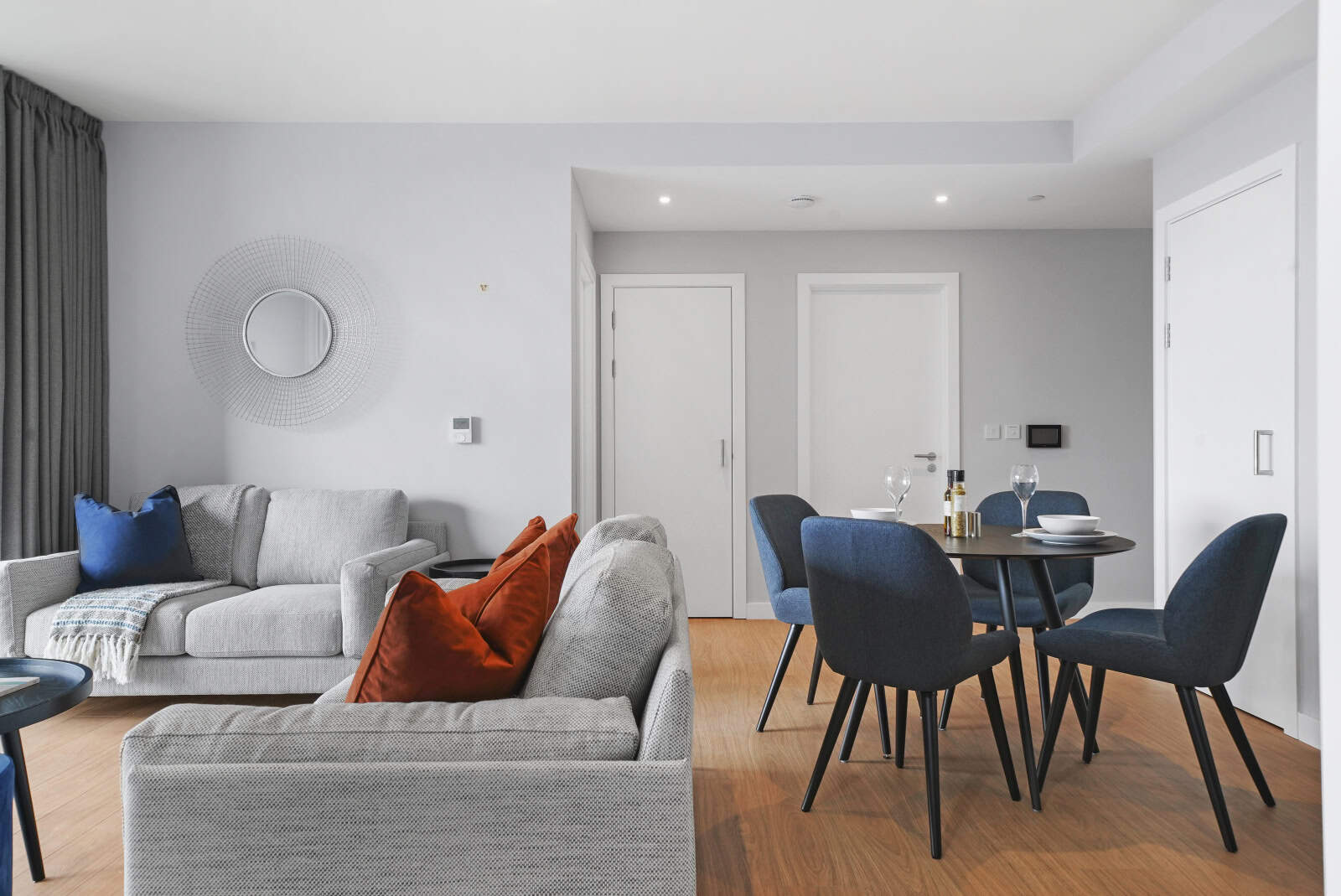 Flat Anthems Way in Greater London