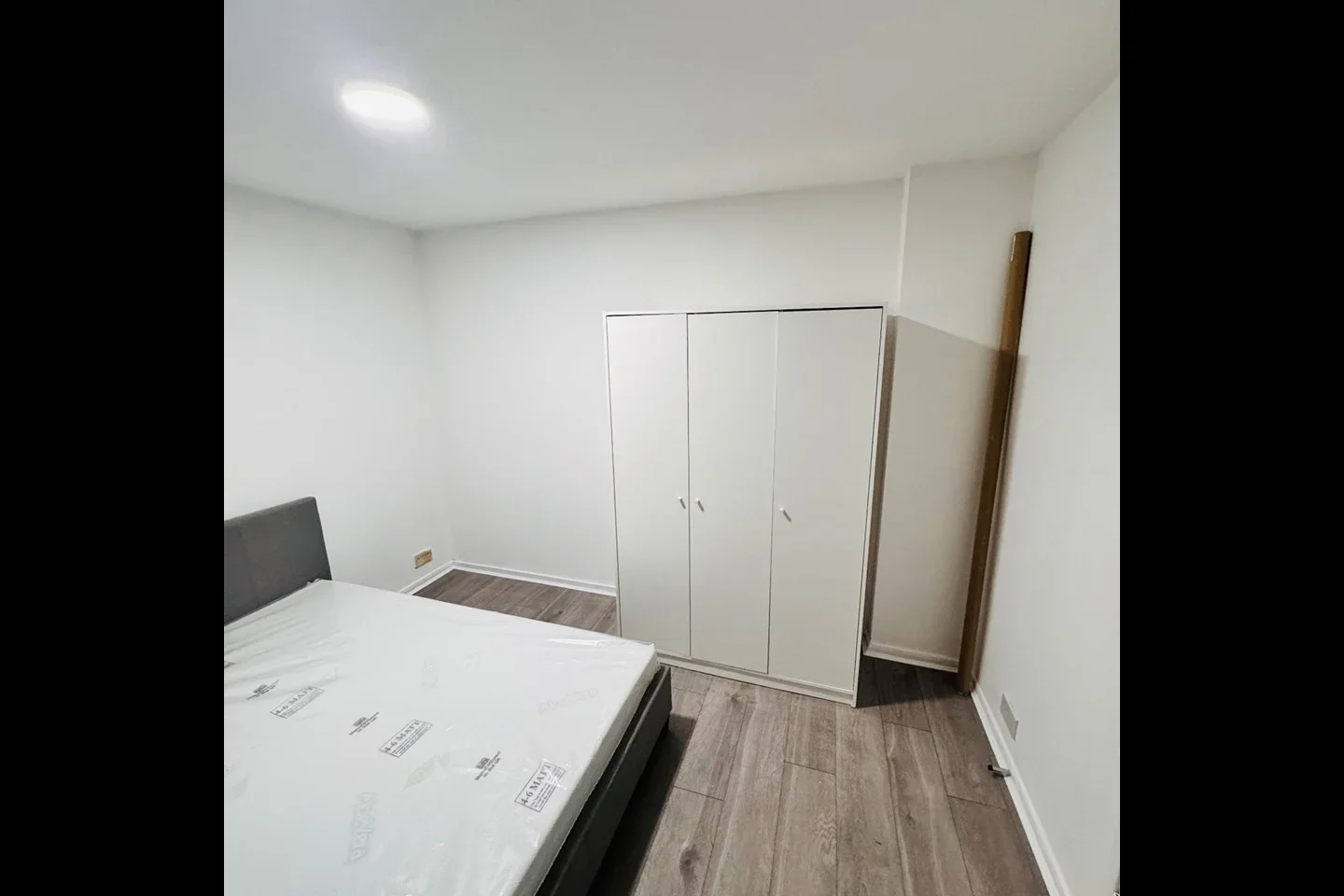 Room Rushetts Road in Crawley