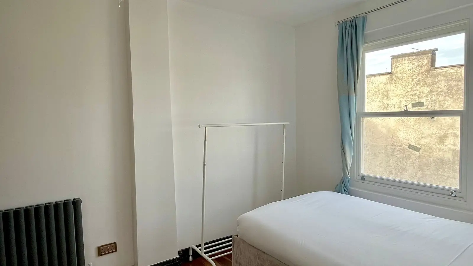 Flat Amberley Road in City of Westminster
