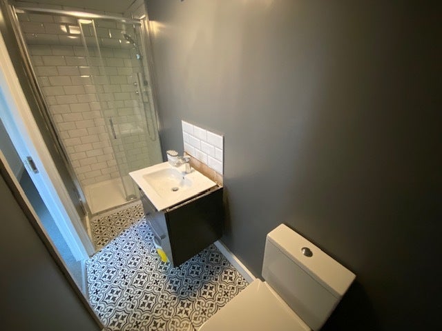 Flat Sanquhar Street in Cardiff