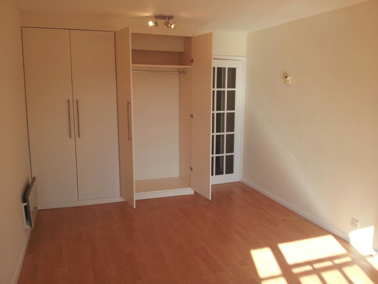 Flat Wellington Road in Greater London