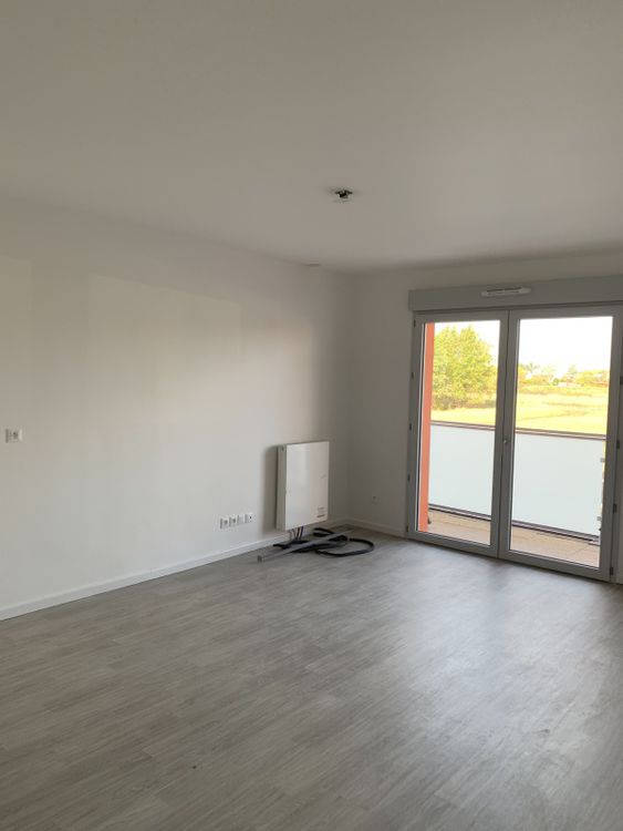 Flat Rue Hélène Caillard in Saint-Jean-de-Braye
