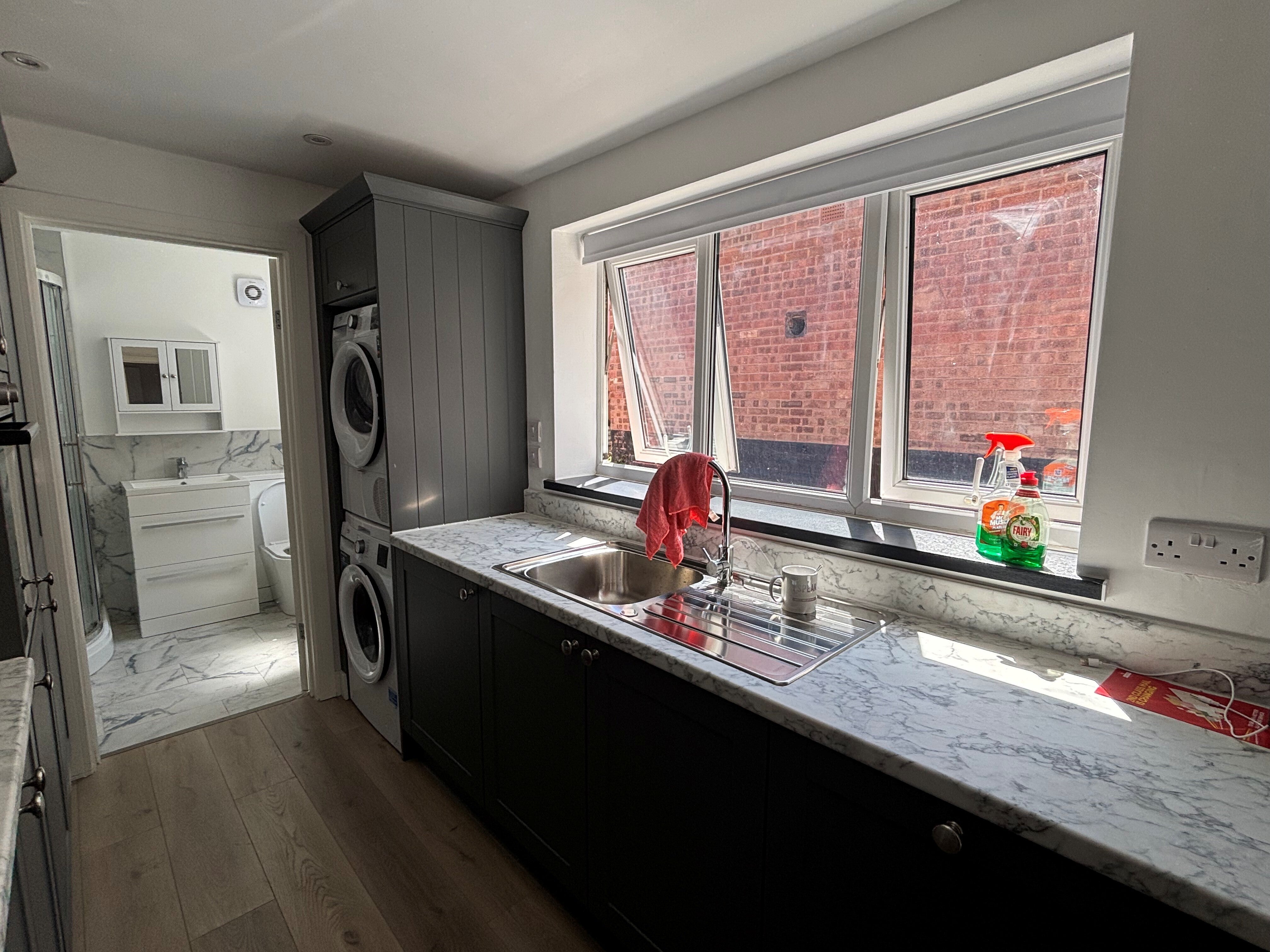 Flat Clarendon Street in Wolverhampton