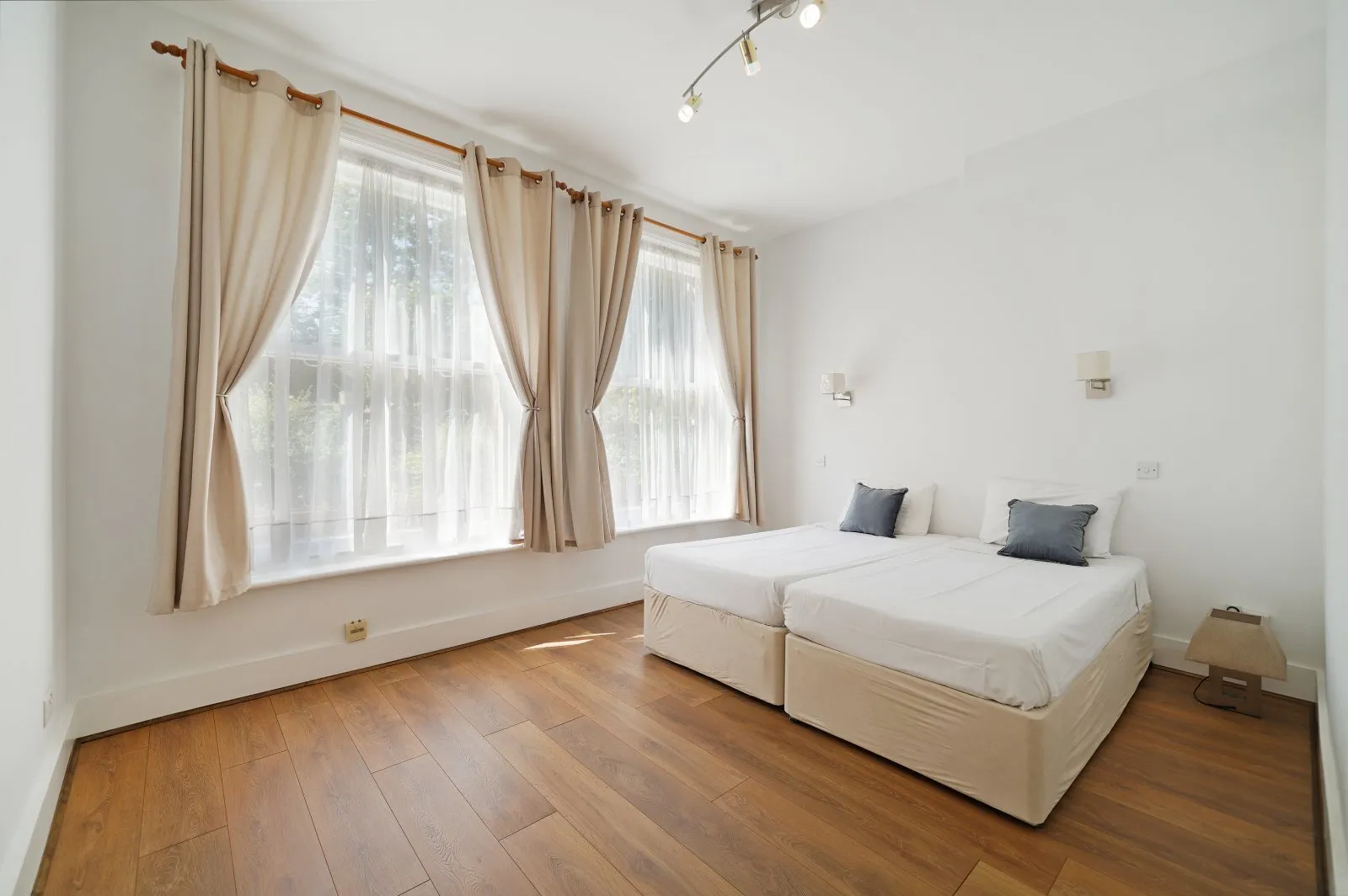 House Compayne Gardens in Greater London