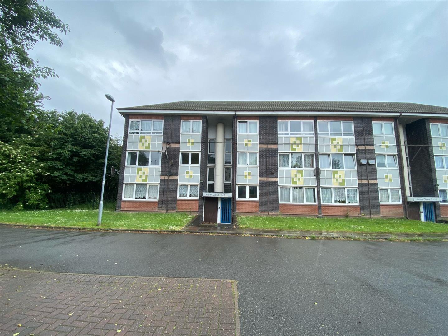 Flat Western Avenue in Darlaston