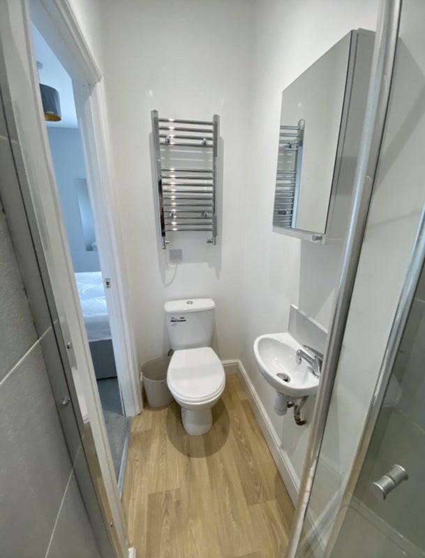 Room Lodge Causeway in Bristol