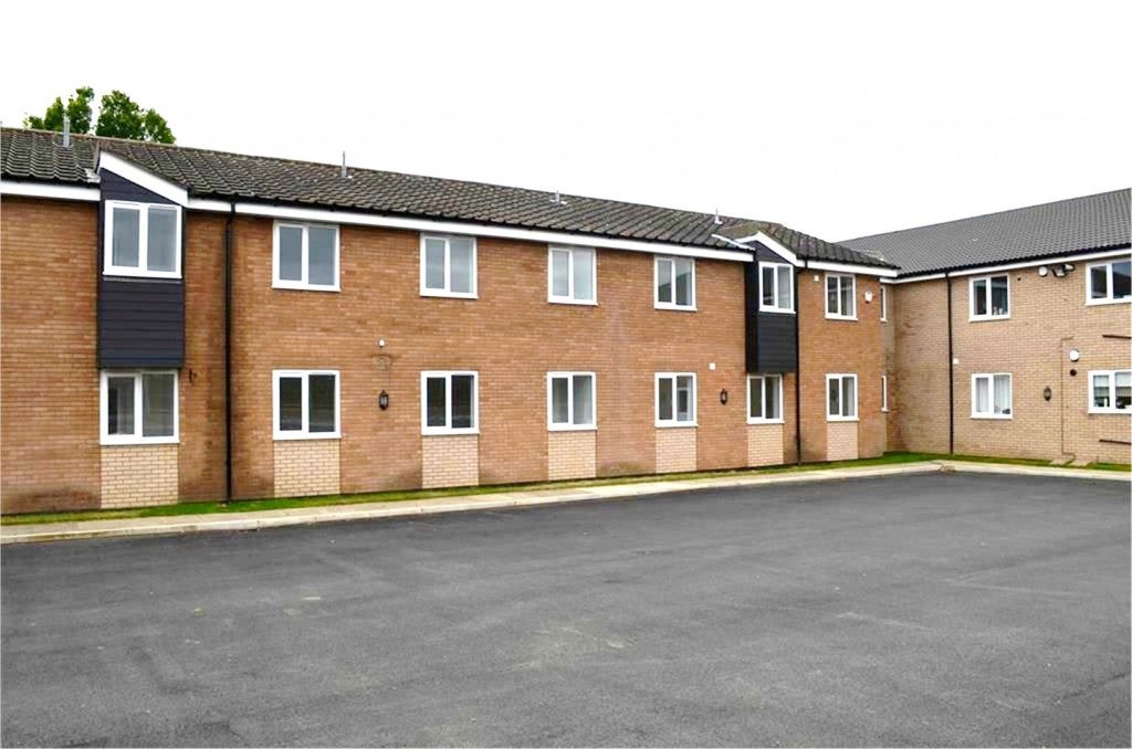 Flat Kitelands Road in Biggleswade