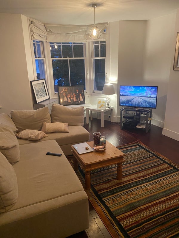 Room Ormeley Road in Greater London