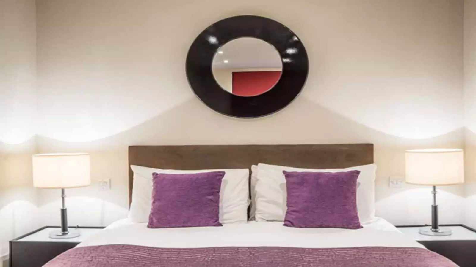 Flat Blenheim Crescent in Greater London