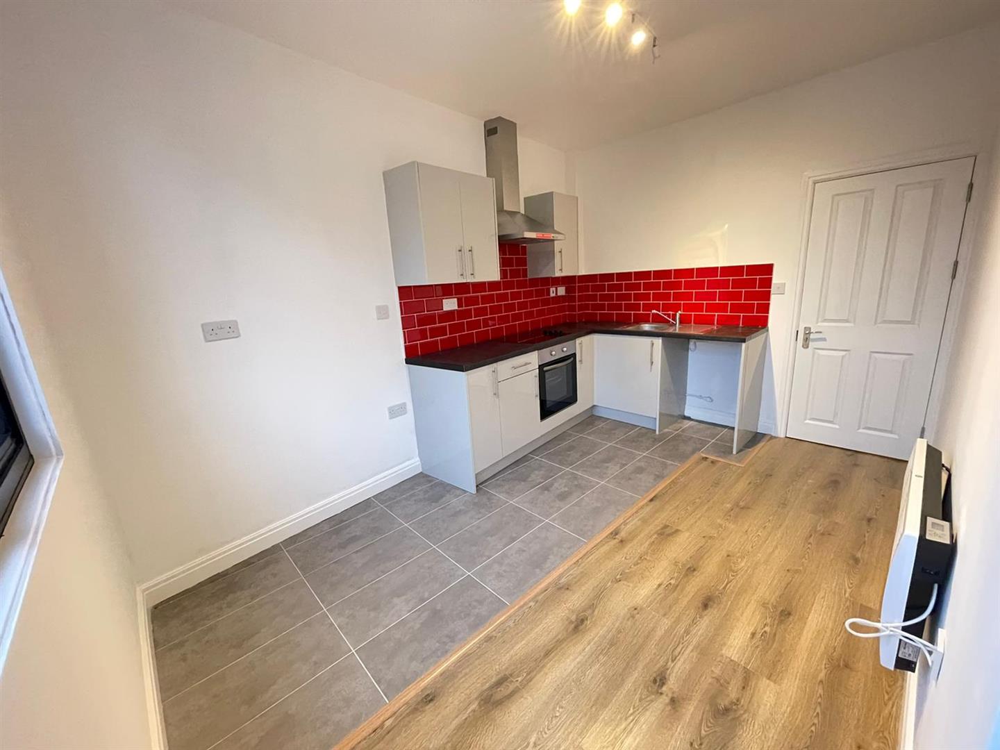 Flat Baxter Gate in Charnwood
