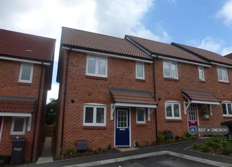 House Sawyer Close in Tidworth