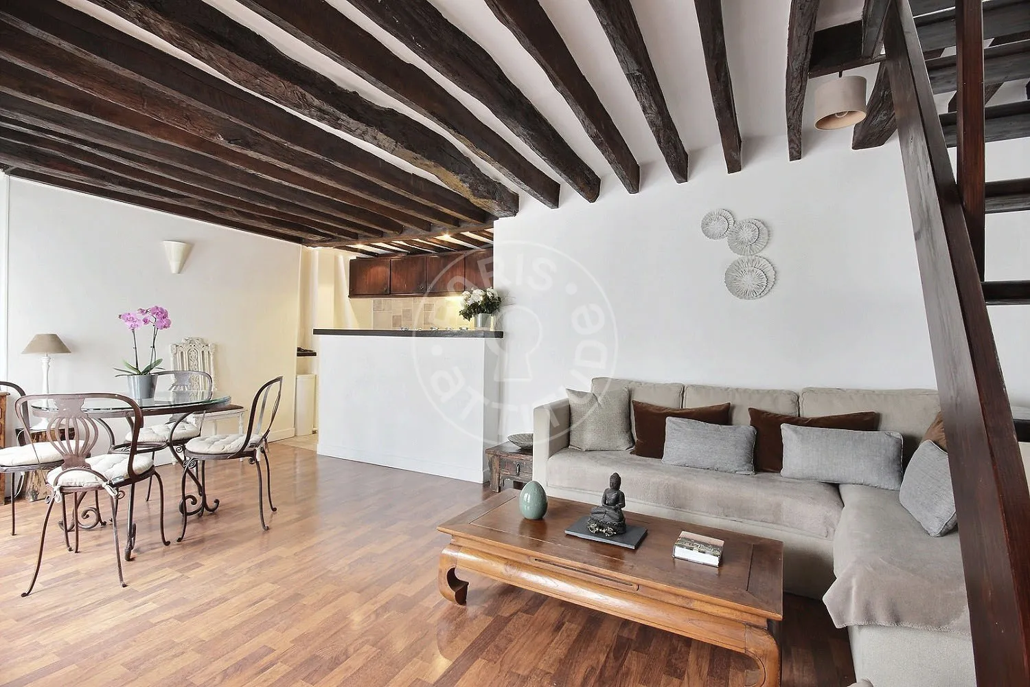 Flat Rue Montmartre in Paris