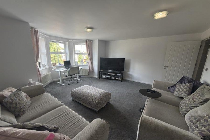 Flat Northenden Road in Trafford