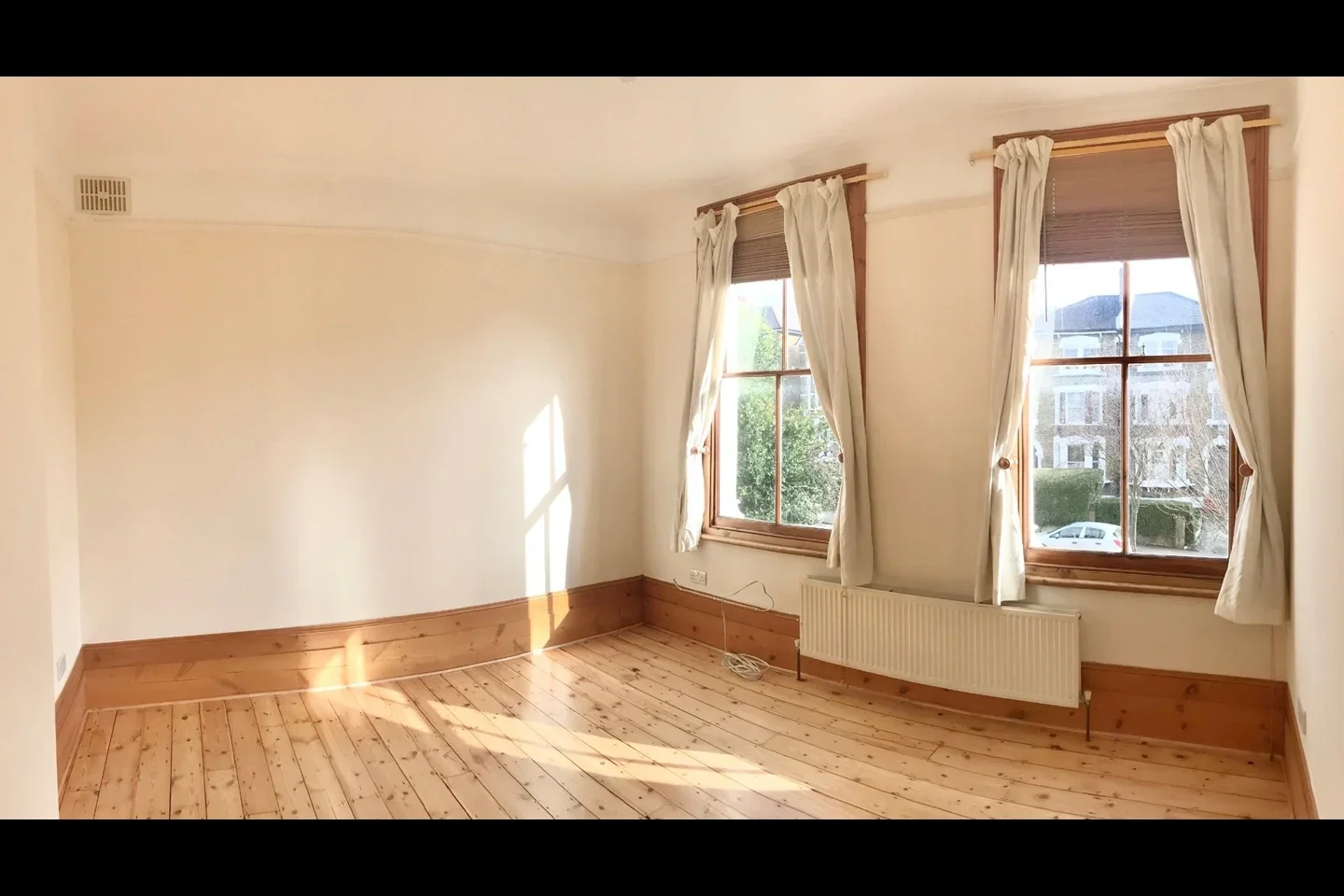 Room Breakspears Road in Greater London