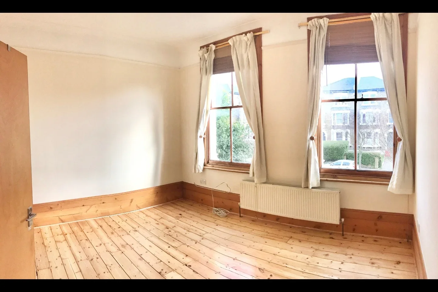 Room Breakspears Road in Greater London
