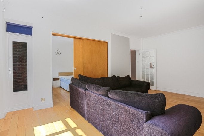 Flat Lancaster Terrace in City of Westminster