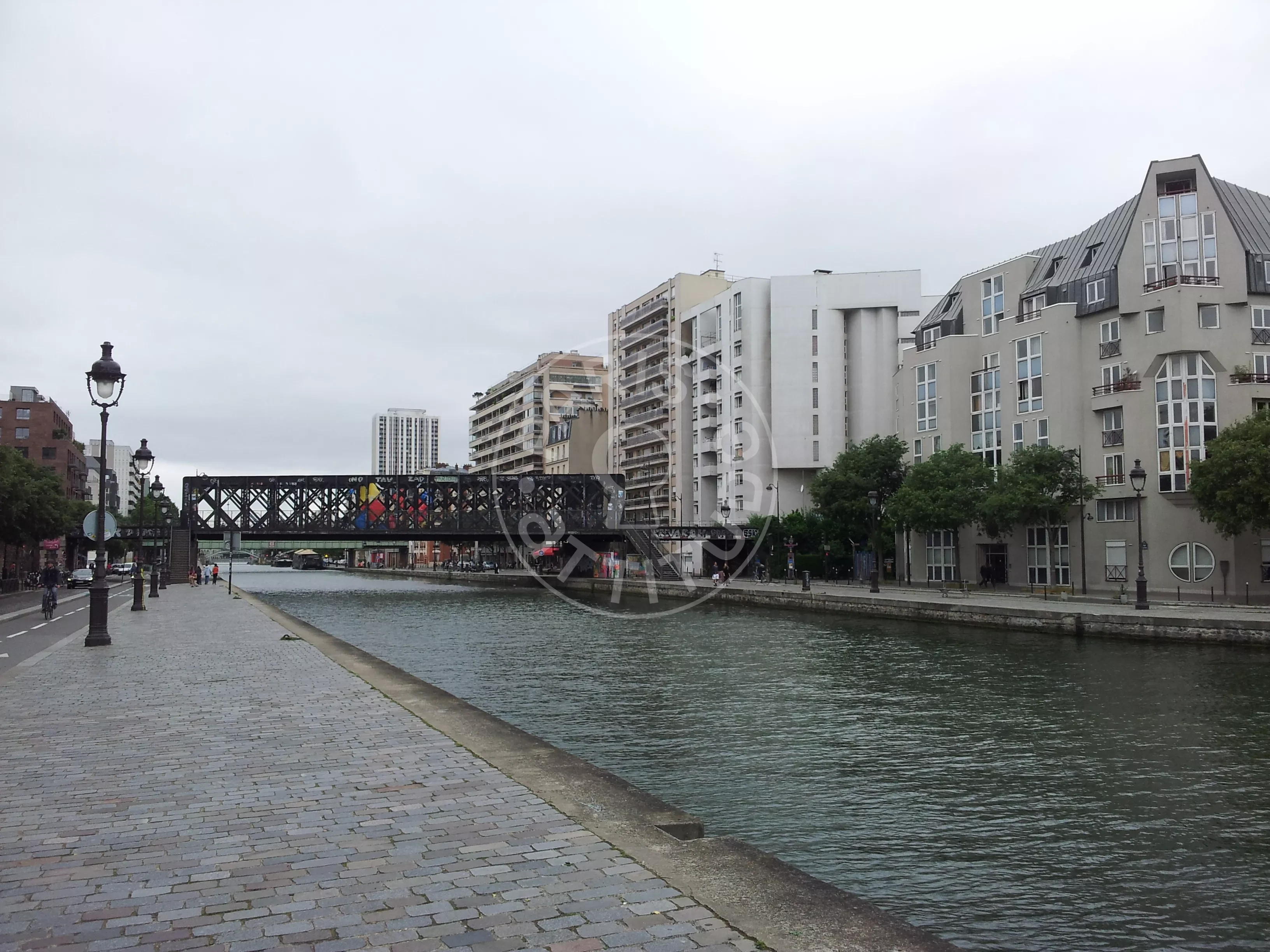 Appartement Quai de la Garonne à Paris