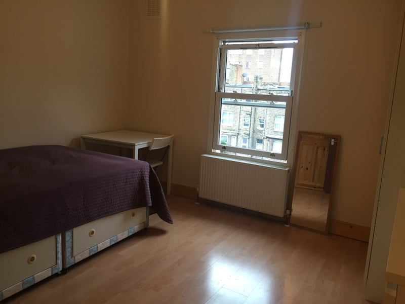 Flat Talgarth Road in Greater London