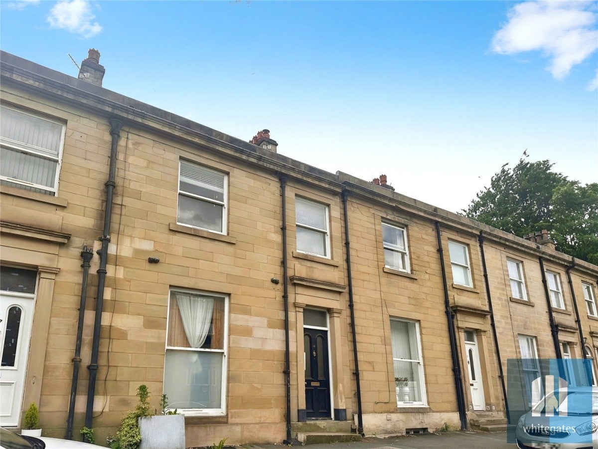 House Wentworth Street in Kirklees