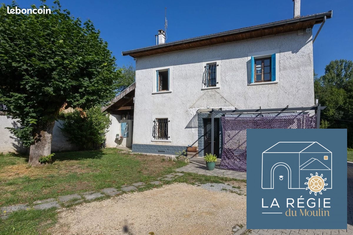 House Rue Musset in Saint-André-le-Gaz