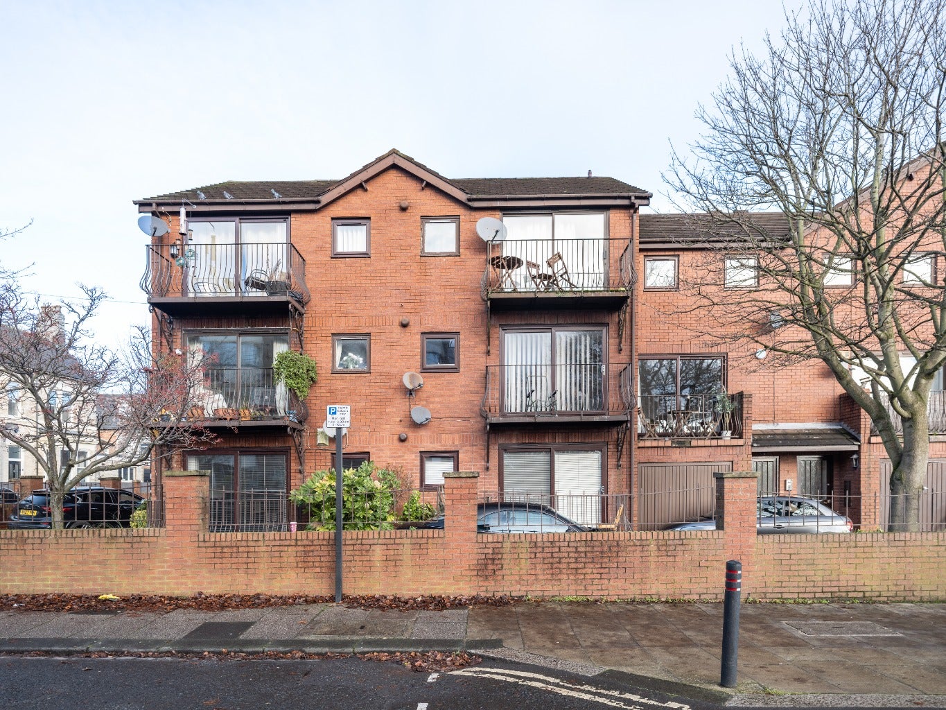 Flat Gowan Terrace in Newcastle upon Tyne