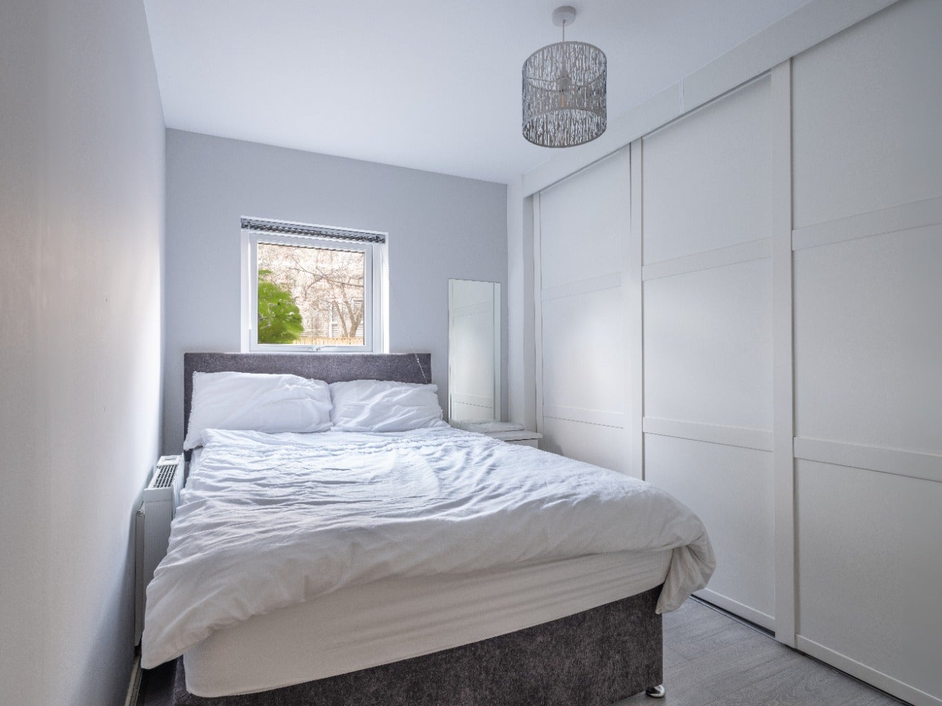 Flat Gowan Terrace in Newcastle upon Tyne