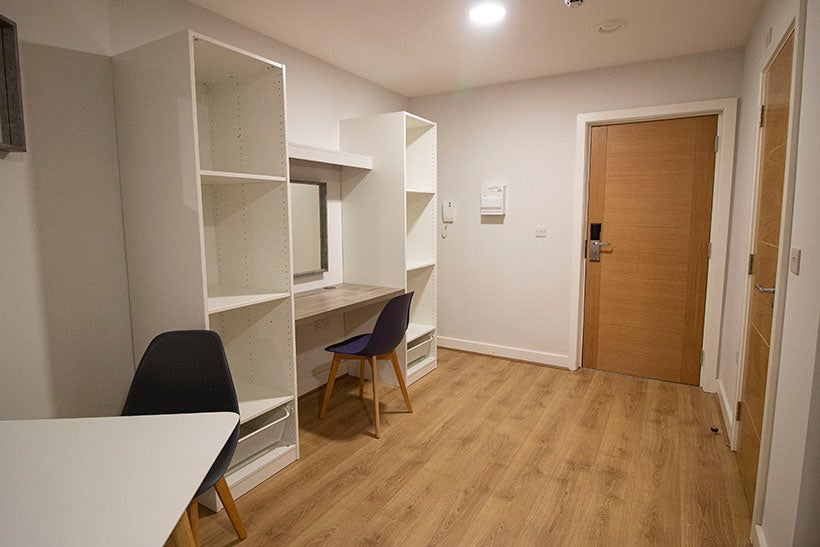 Room Clare Street in Nottingham