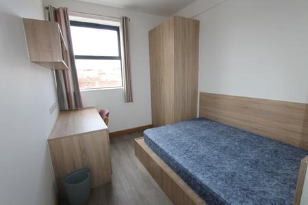 Room Warwick Street in Royal Leamington Spa