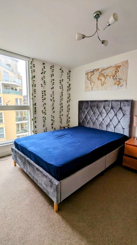Room Canada Street in Greater London