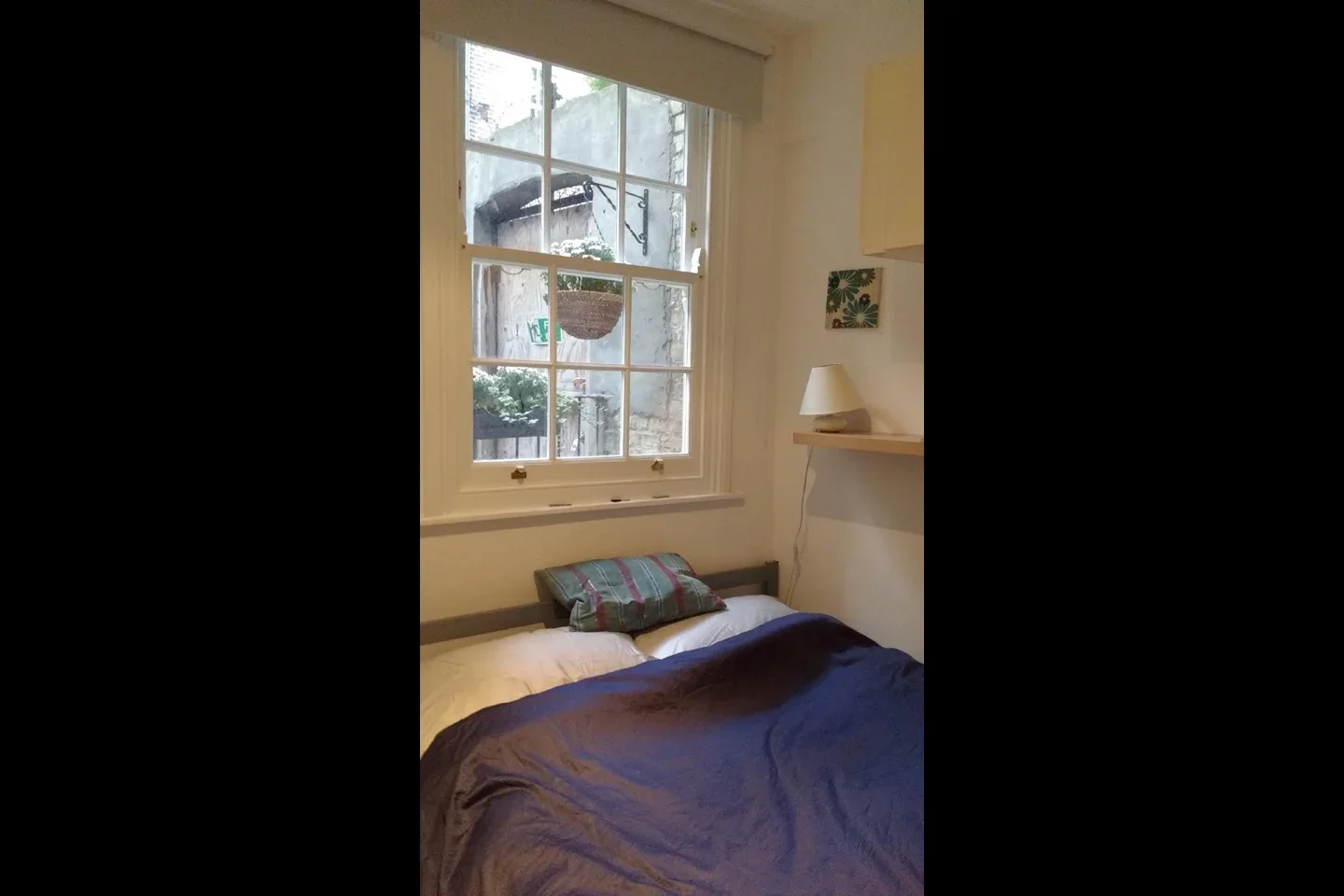 Flat Northdown Street in Greater London