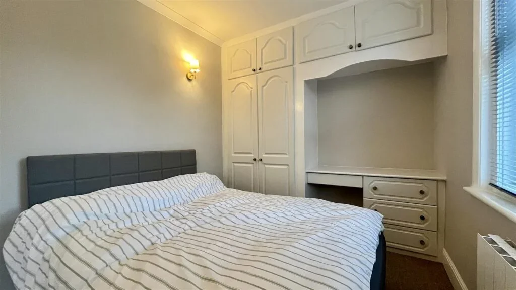 Flat Cavendish Road in Greater London