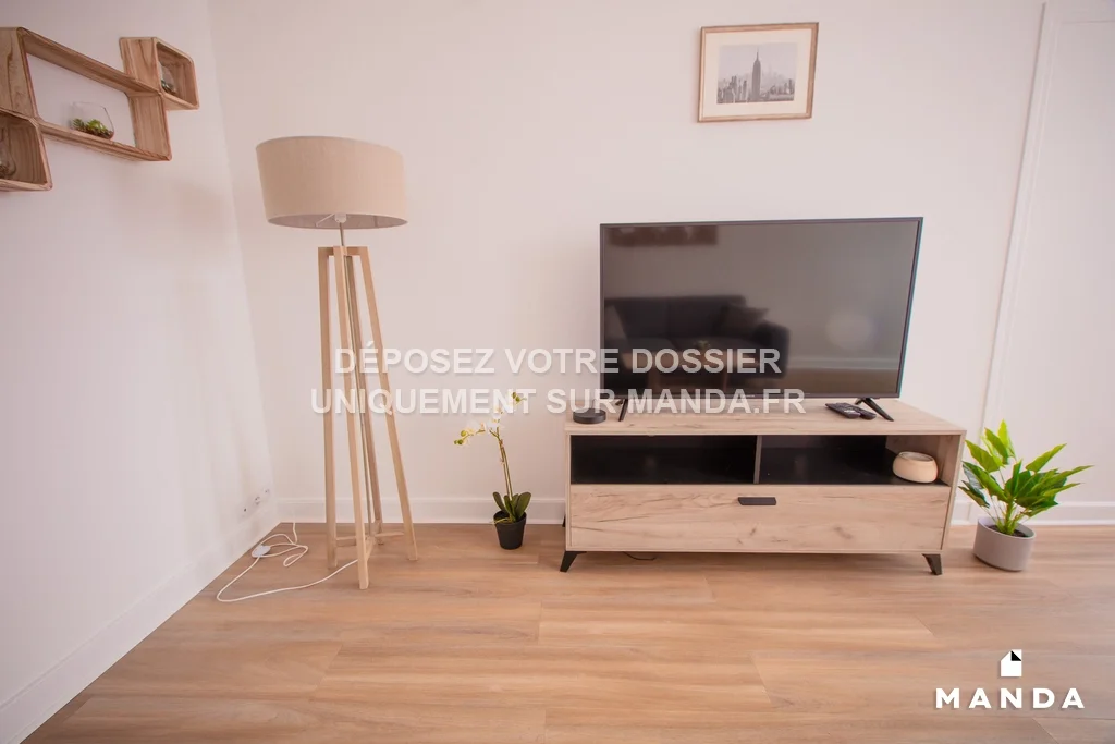 Room Boulevard de la Grande Delle Porte 16 in Hérouville-Saint-Clair