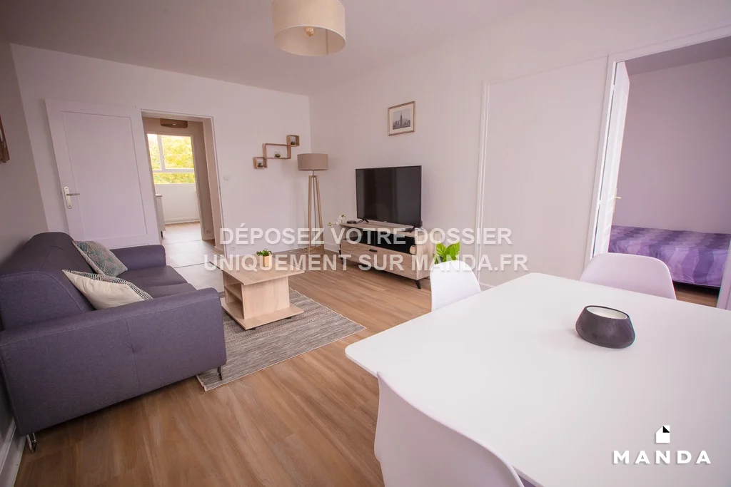 Room Boulevard de la Grande Delle Porte 16 in Hérouville-Saint-Clair